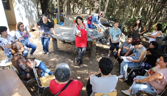 Corporación O’Higgins Crea y Territorios Comunes invitan a participar en el seminario “Enredosas”