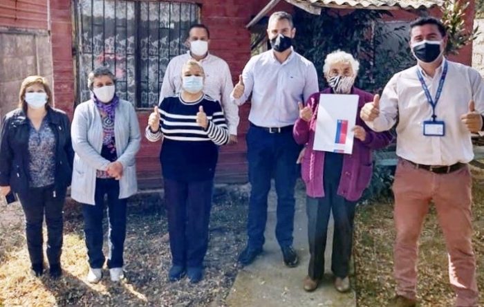 Bienes Nacionales entrega concesiones para centro de adultos mayores y fundación en San Fernando