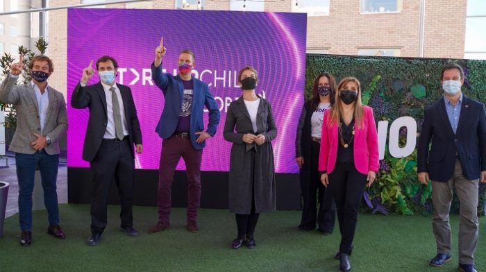WOM y CORFO lanzan nueva convocatoria para potenciar emprendimientos con tecnología 5G