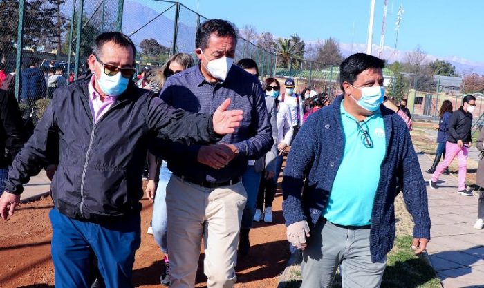 Mostazal reabre las puertas de su estadio municipal