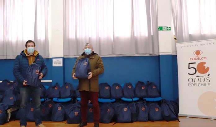 El Teniente apoya con insumos de higiene al Instituto Minero Bernardo O’Higgins