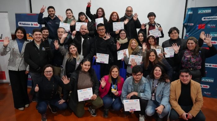 Jóvenes voluntarios de O’Higgins fueron reconocidos por su trabajo durante la emergencia climática