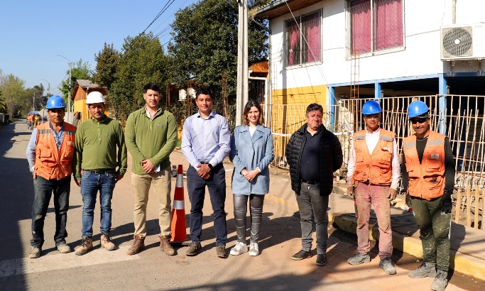 El Teniente promueve contratación de mano de obra local en mejoras de Colegio República de Chile de Lo Miranda