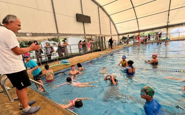 Granerinos repletan curso de natación y alcalde anuncia nuevos ciclos de “seguridad en el agua”