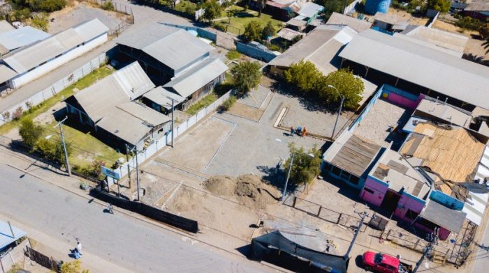 Avanzan obras de construcción de plaza en sector El Molino en Coltauco