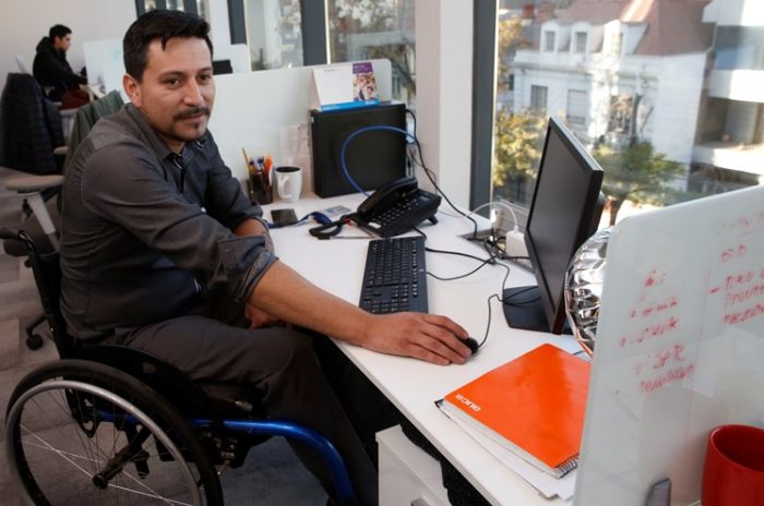 SENADIS capacitará a empresas públicas y privadas en procesos de inclusión laboral de personas con discapacidad