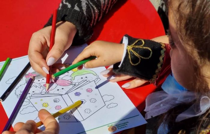 Gigantes, hadas y príncipes fueron parte de la celebración del Día del Libro en Nancagua