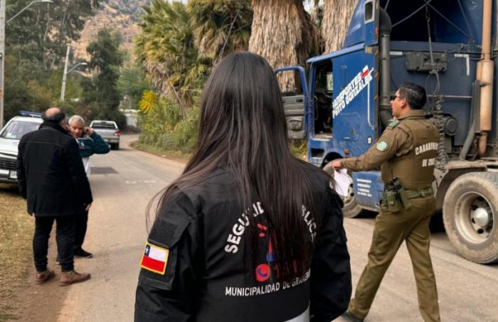 Asaltan y secuestran a transportista de mariscos en Región del Maule y lo abandonan en Graneros