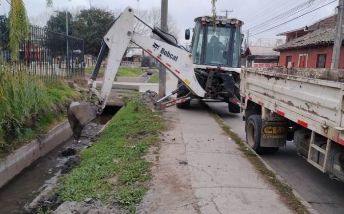 Municipalidad de Rancagua continúa con trabajos de limpieza preventivos en la ciudad