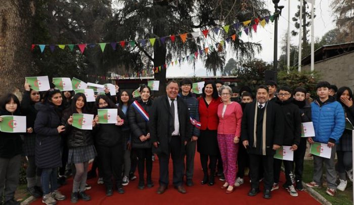Embajadora de Argelia visita la comuna de Graneros
