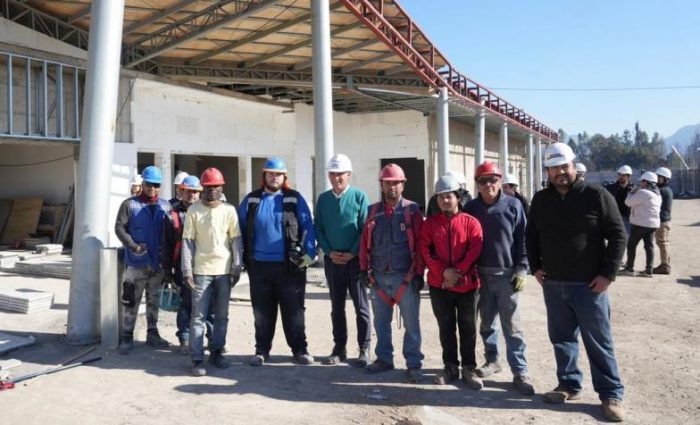 Construcción del nuevo CESFAM de Requínoa avanza a pasos agigantados