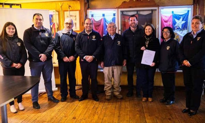 Agrosuper reafirma su compromiso con Bomberos de Las Cabras renovando convenio por tercer año consecutivo