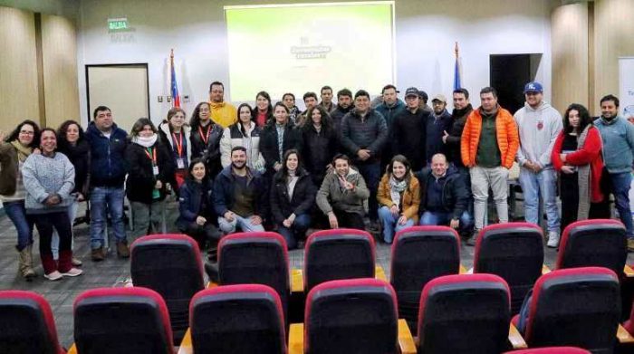 Jóvenes agricultores de Cachapoal plantearon los desafíos para seguir trabajando en el campo