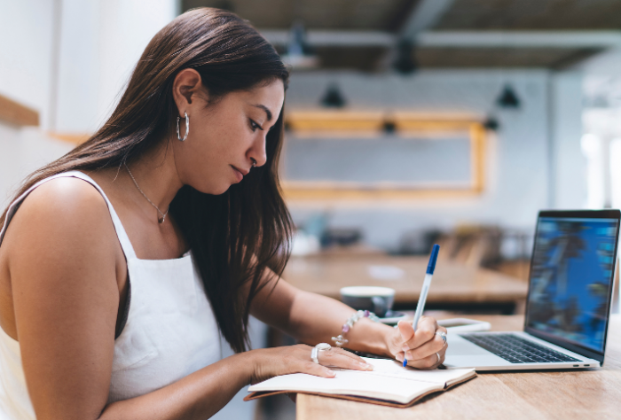 Más de 30 mil postulaciones registran diplomados digitales gratuitos de SENCE y telefónica Movistar