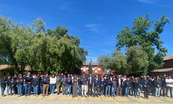 SEREMI de Agricultura y CONAF O’Higgins celebran 100 años del Ministerio con plantación de árboles en Escuela Agrícola
