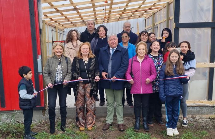 Fundación Equinoterapia de San Fernando inaugura invernadero hidropónico