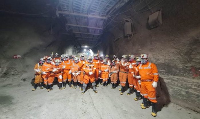 Estudiantes de la región de O´Higgins conocen en terreno la gran minería subterránea y concluyen exitoso proceso de prácticas en División El Teniente