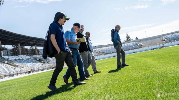 FIFA realiza visita técnica y destaca avances en obras del estadio Codelco El Teniente con miras al Mundial Sub-20