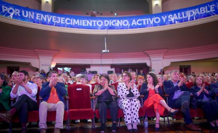 Gobierno lanza Fondo Nacional del Adulto Mayor