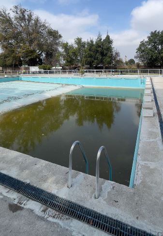 Rancagua inicia evaluación para recuperar la piscina municipal