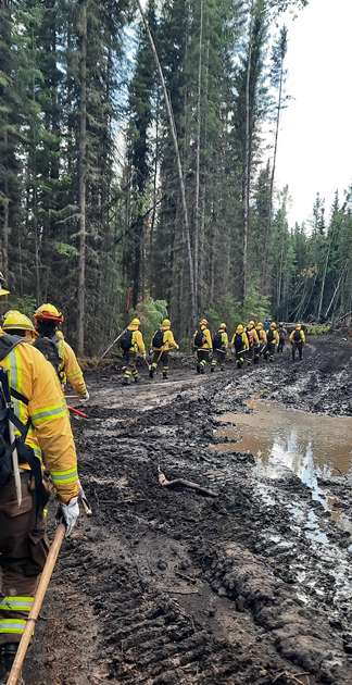 Brigadistas de O’Higgins cuentan su experiencia combatiendo incendios forestales en Canadá