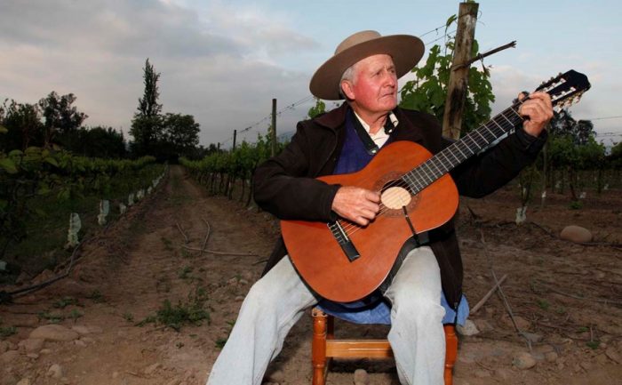 El canto a lo divino se renueva a través de la enseñanza a nuevas generaciones