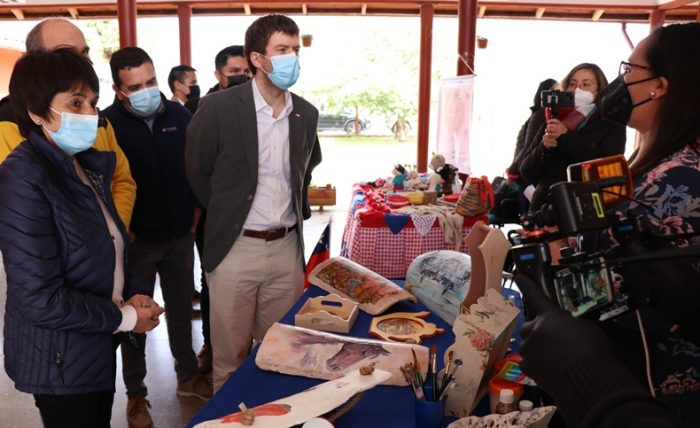 Fonda FOSIS reúne a más de 150 emprendedores de productos típicos chilenos en estas Fiestas Patrias