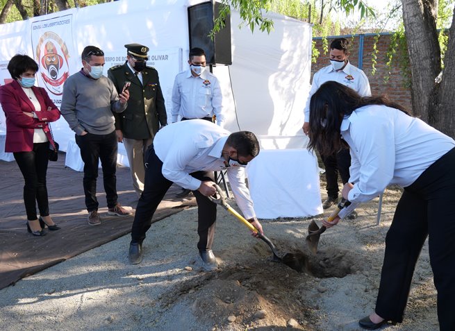 Olivar: Realizan primera piedra para el cuartel definitivo de la tercera compañía de bomberos “Bomba Los Libertadores”