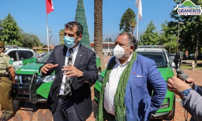 Ministro del Interior entrega en Graneros  nuevos vehículos policiales para la Región de O’Higgins