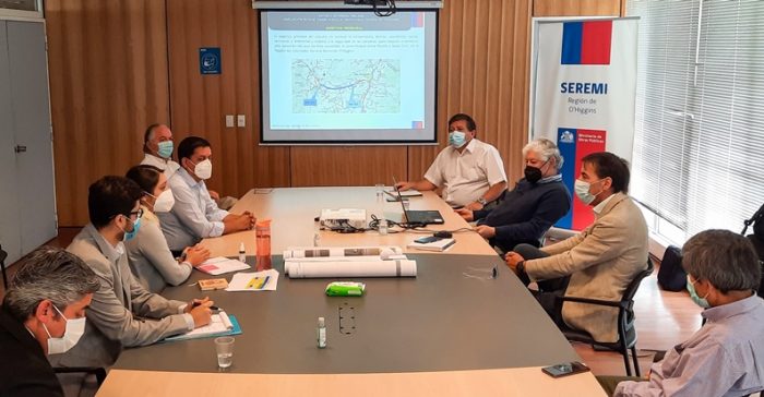 MOP O’Higgins da a conocer a Alcaldes avance del Estudio de Prefactibilidad Ampliación Ruta 90 tramo Placilla – Santa Cruz