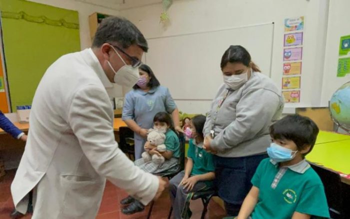Campaña de vacunación contra la influenza en establecimientos educacionales