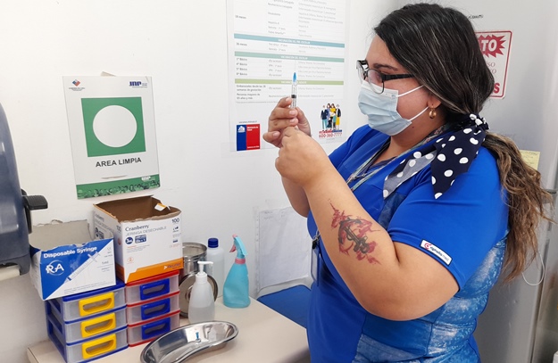 Hospital de Pichidegua refuerza campaña de vacunación contra la Influenza