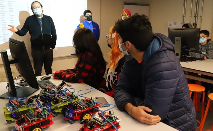 Con gran entusiasmo se realiza Taller de Robótica Educativa en la UOH