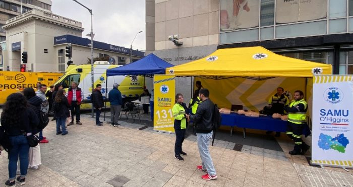 Un centenar de personas se vacunaron con la dupla en Rancagua