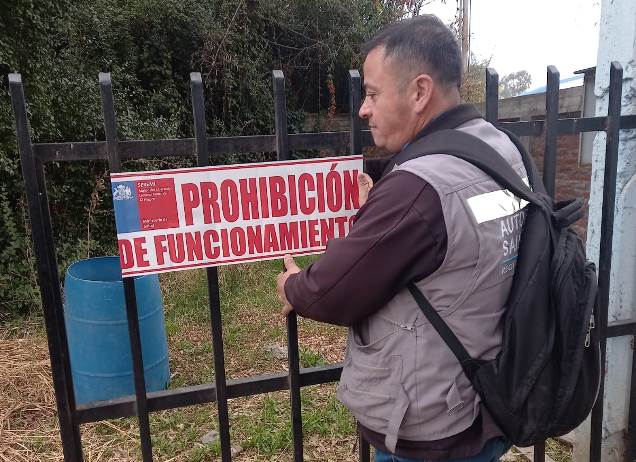 SEREMI de Salud prohíbe funcionamiento de colegio ubicado en San Fernando