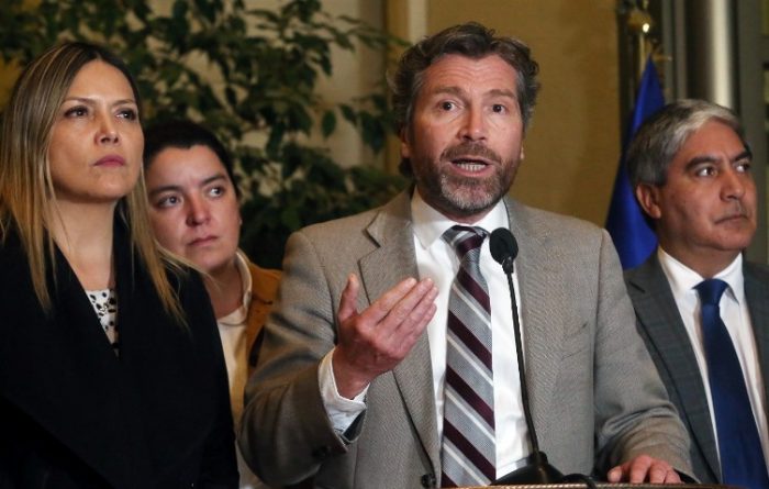 Diputados Cornejo y Romero citan a sesión especial para abordar muerte de 1.471 habitantes de O’Higgins que estaban en lista de espera