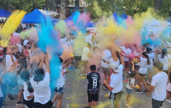 Miles de granerinos celebraron el Día del Amor y la Amistad