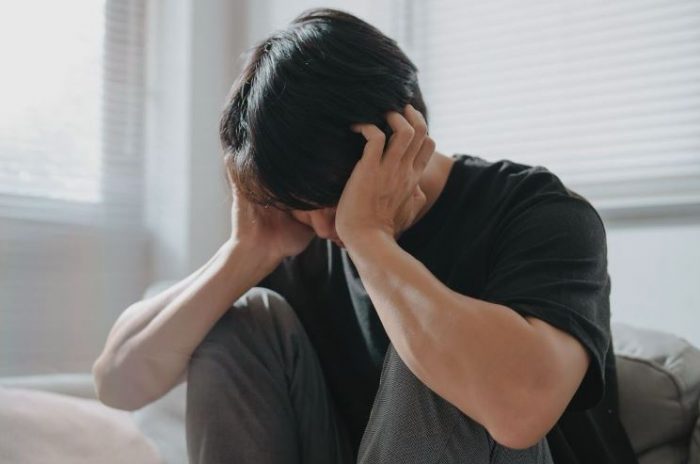 Síntomas de depresión en Valparaíso, O’Higgins y el Maule ven alza por primera vez desde la pandemia