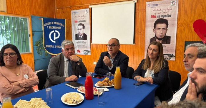 Delegado Presidencial aborda proyecto por deuda histórica con docentes