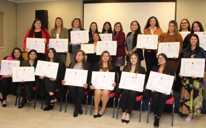 Trabajadoras de Fundación Integra se gradúan en Técnicos de Nivel Superior en Ed. Parvularia a través del programa Crecer +