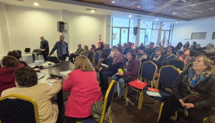 Hospital de Santa Cruz participa en asamblea de Unión Comunal del Adulto Mayor