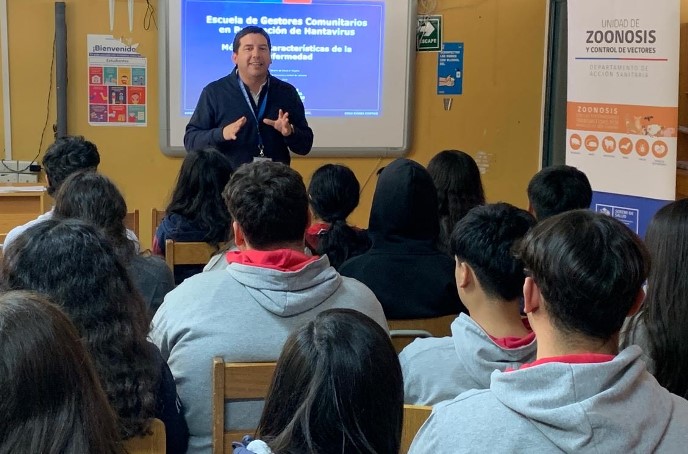 Chimbarongo: SEREMI de Salud realiza Escuela de Gestores para prevenir el Virus Hanta en comunidad educativa