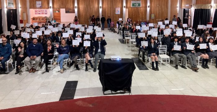 Más de 15 mil estudiantes recibieron el Bono Logro Escolar 2025 en la región de O’Higgins