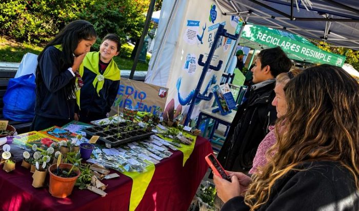 Municipalidad de Rancagua conmemora el Día de la Tierra con feria ambiental en Plaza de Los Héroes