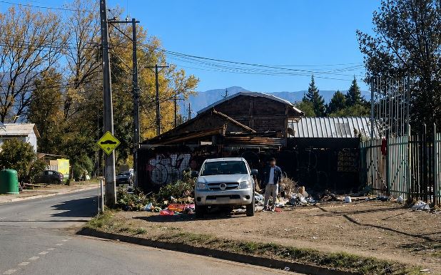 Rancagua: Denuncia ciudadana permitió a municipio multar en tiempo récord a persona que botó basura en lugar no habilitado