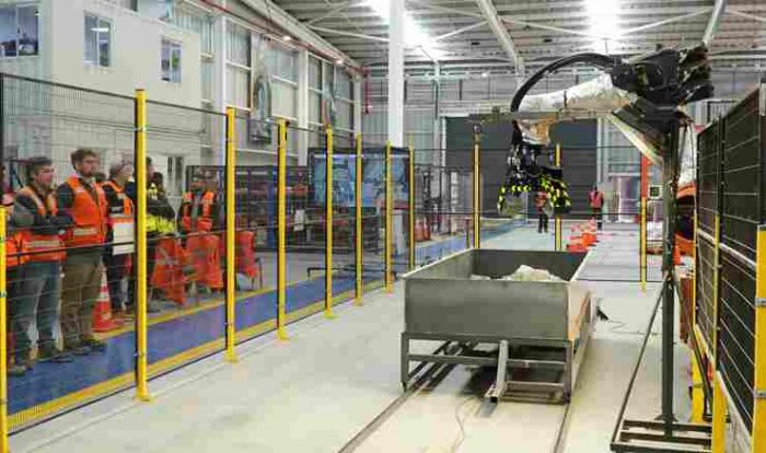 El Teniente prueba inteligencia artificial y robótica para el retiro de material inchancable en la mina