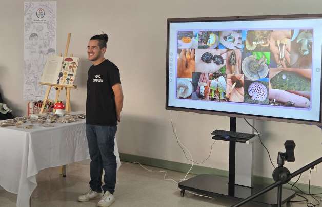 Hospital de Santa Cruz abre sus puertas a la ciencia con exitosa jornada “Reino Fungi”